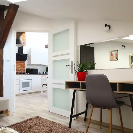 Krakowski Gimo Na Kazimierzu