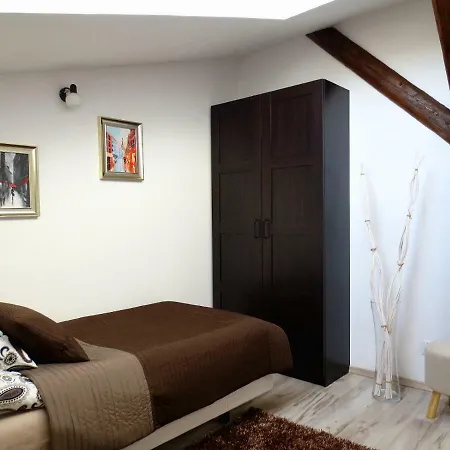 Krakowski Gimo Na Kazimierzu