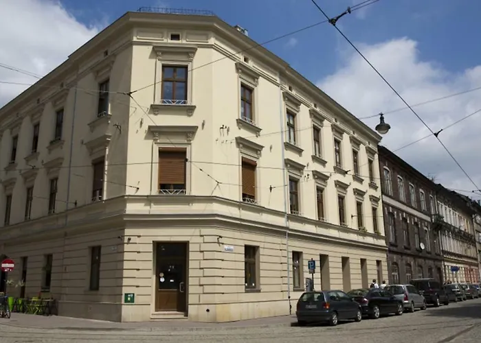 Krakowski Gimo Na Kazimierzu קרקוב